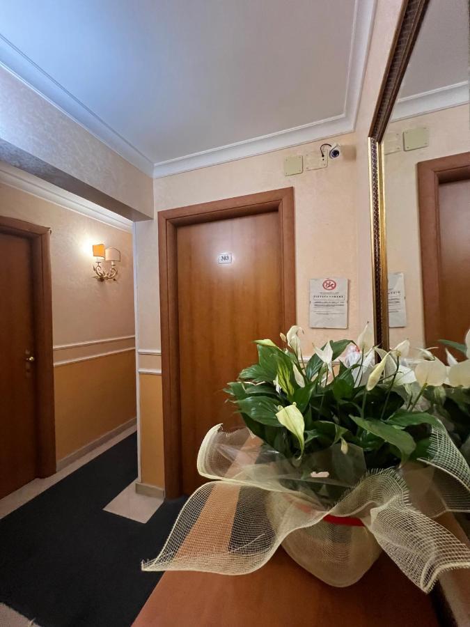 Baltik Guesthouse Roma Eksteriør bilde