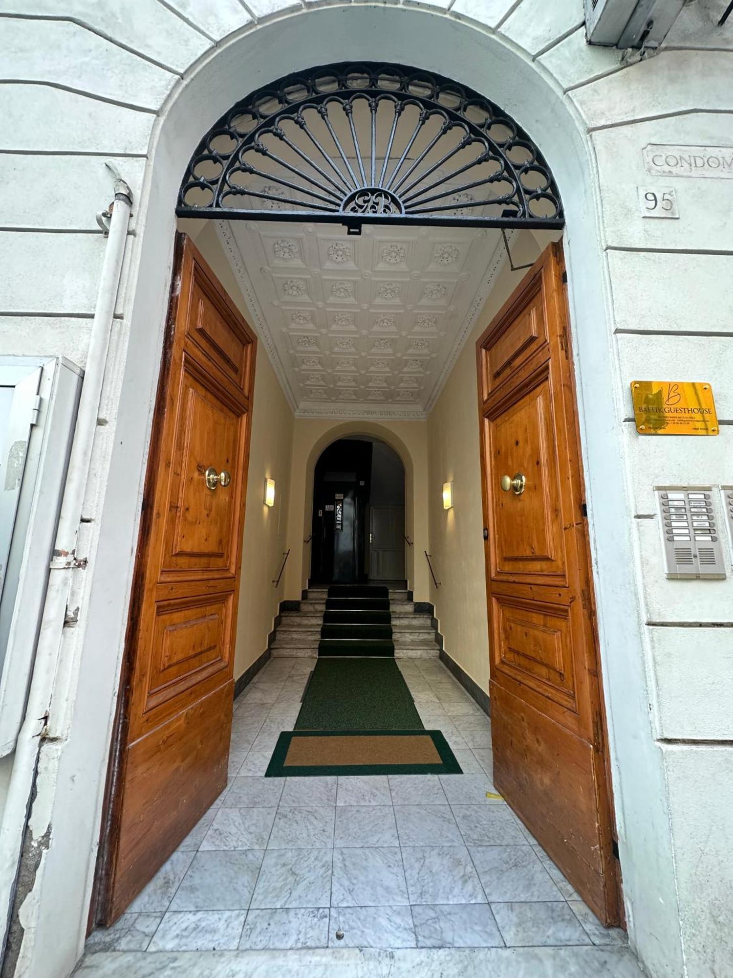 Baltik Guesthouse Roma Eksteriør bilde